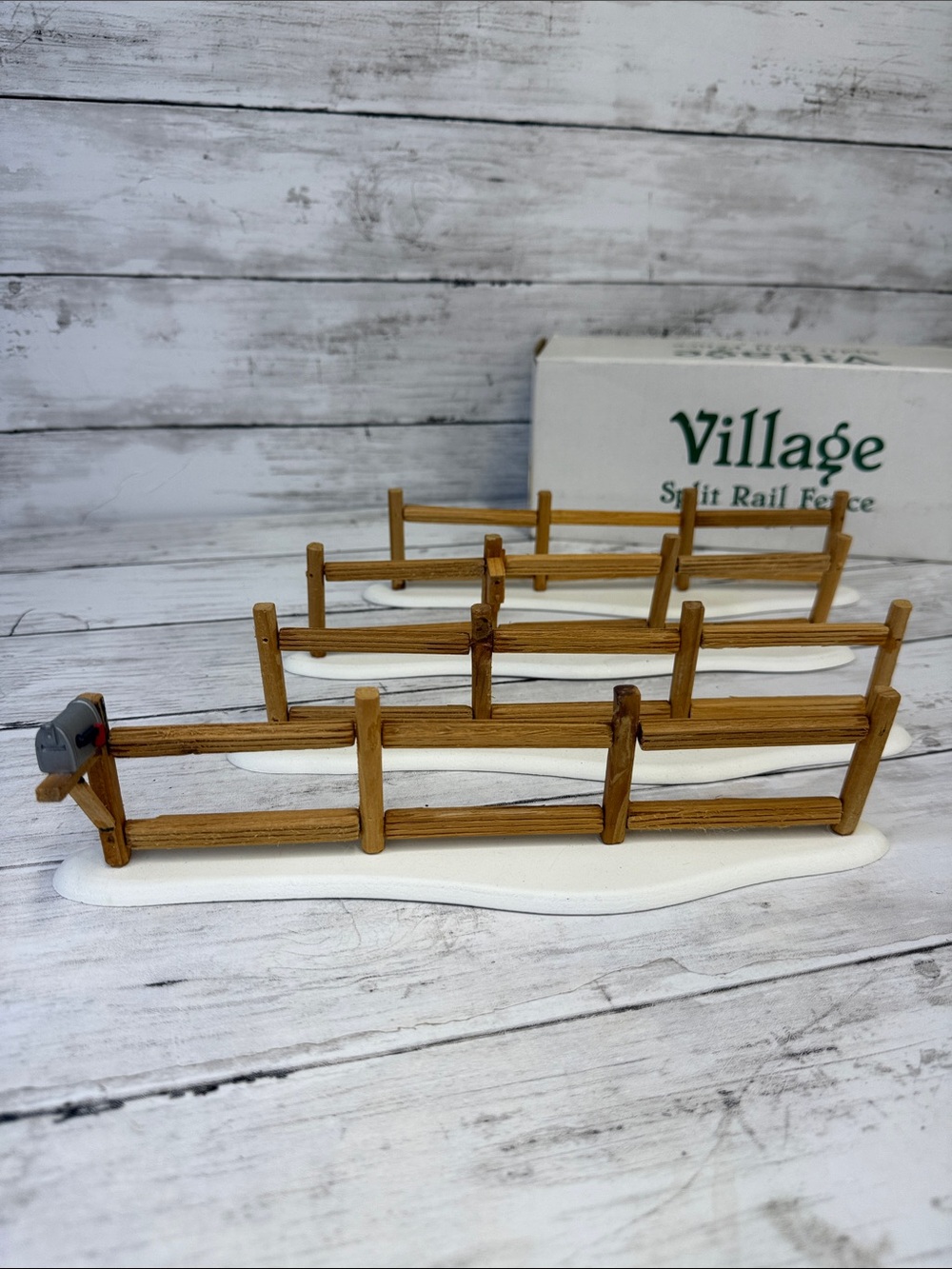 Department 56 Village "Split Rail Fence" Set of 4 Pieces #52597 mailbox birdhous